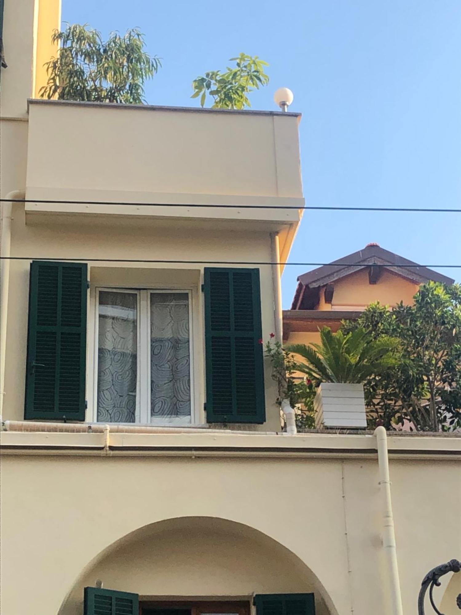 B&B Borgo Marina บอร์ดิเกรา ภายนอก รูปภาพ